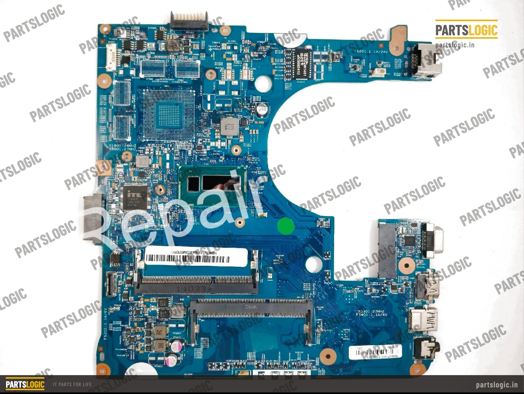 LENOVO AIO 300-22 6050A2740901 i3-6006U UMA DDR4 -01GJ257