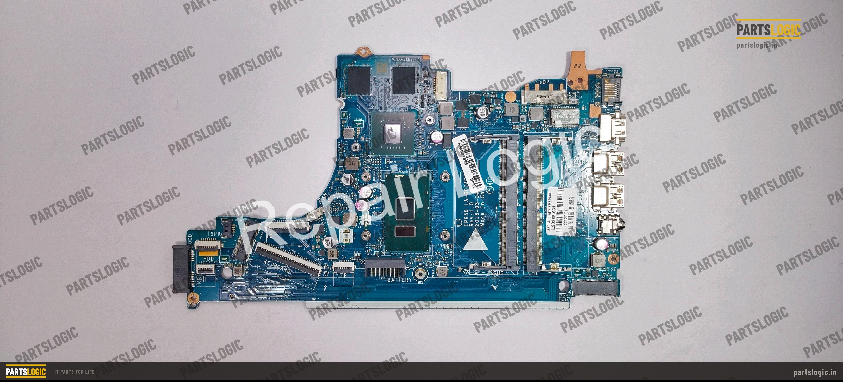 HP 15-DA LA-G07AP i3-7100U DIS. 2GB
