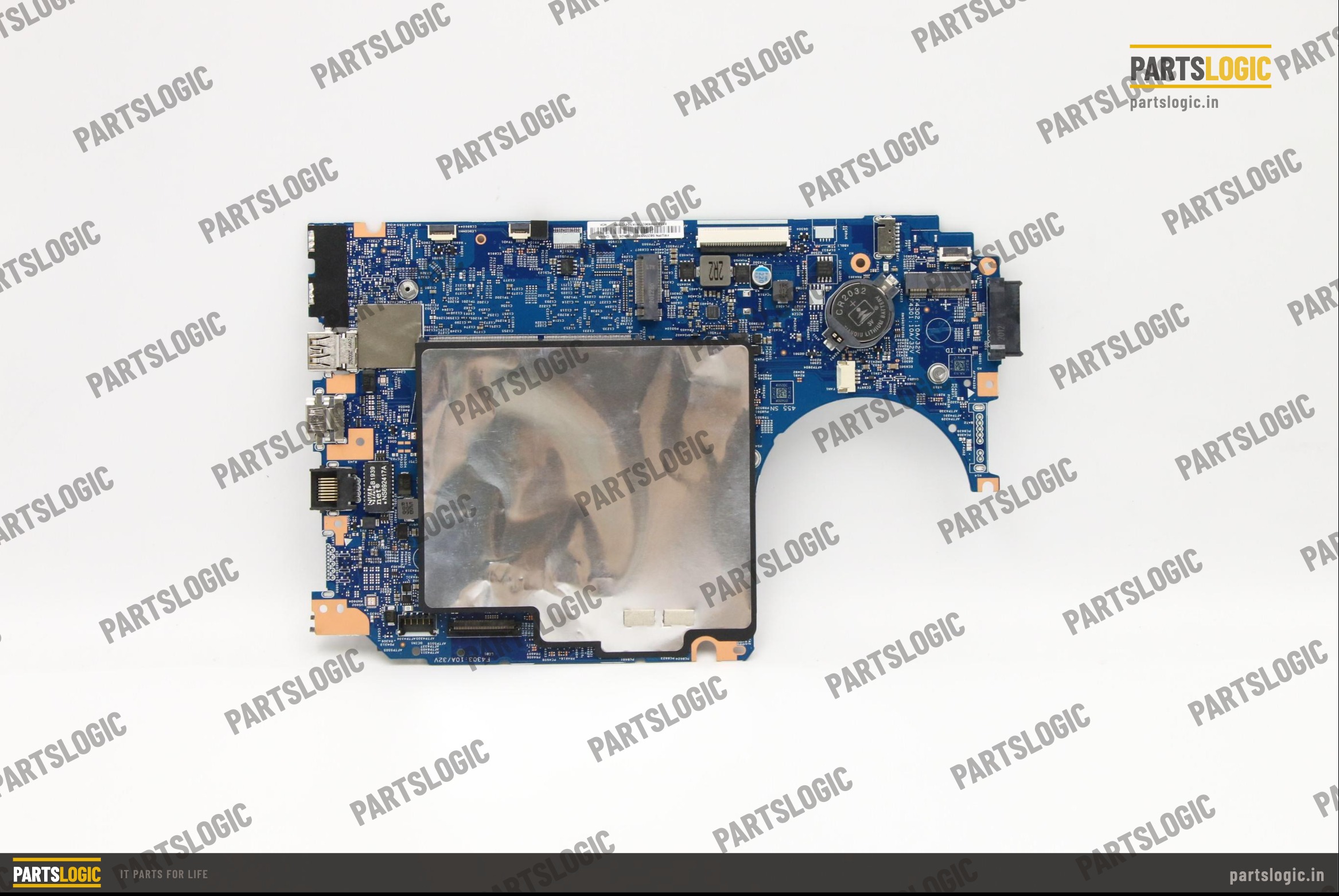 Lenovo V130-15IKB 17807-3M i3-8130U 4G UMA