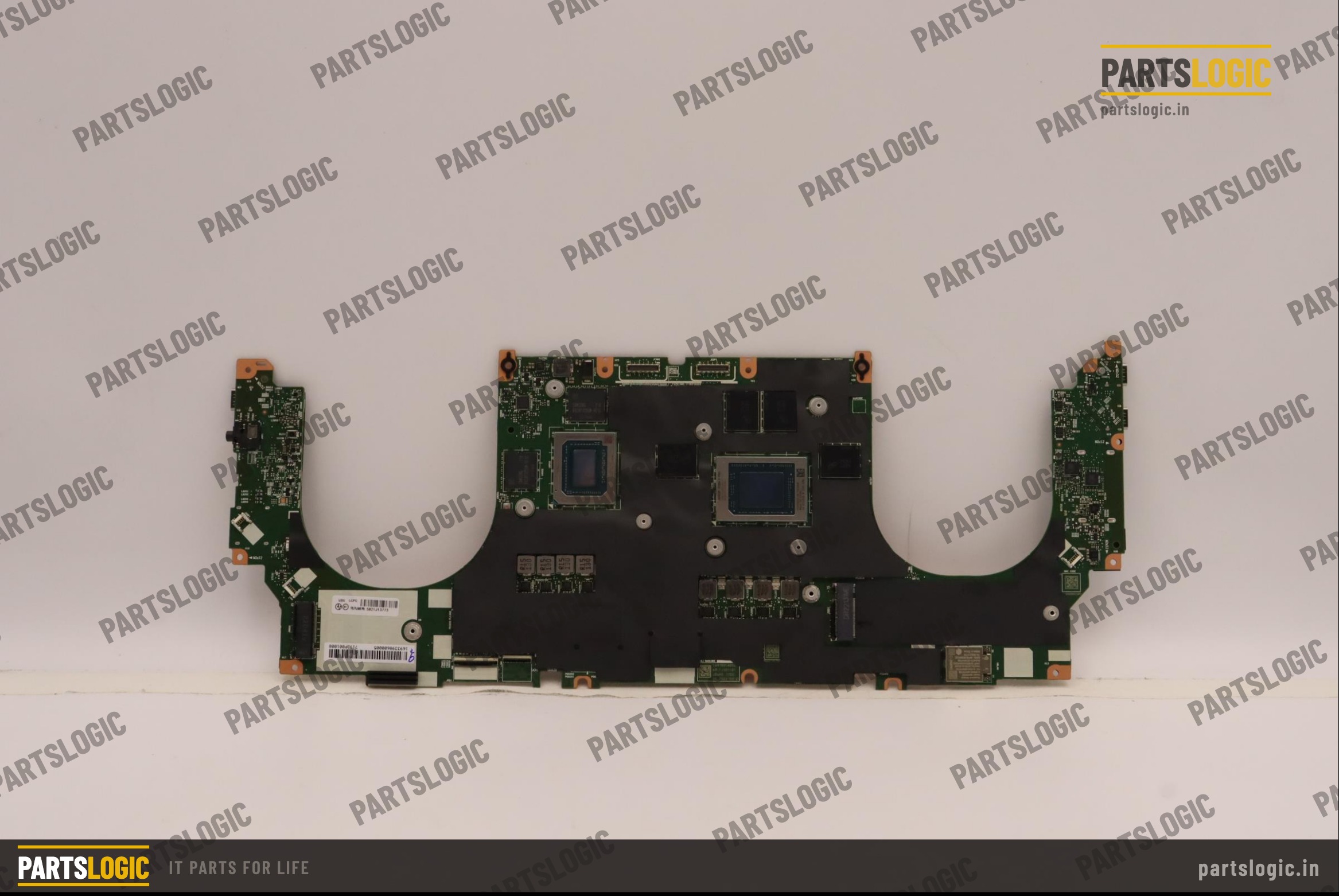 LENOVO Z16 Gen 1 NM-???? R9-6950H DIS 32GB 5B21J13773