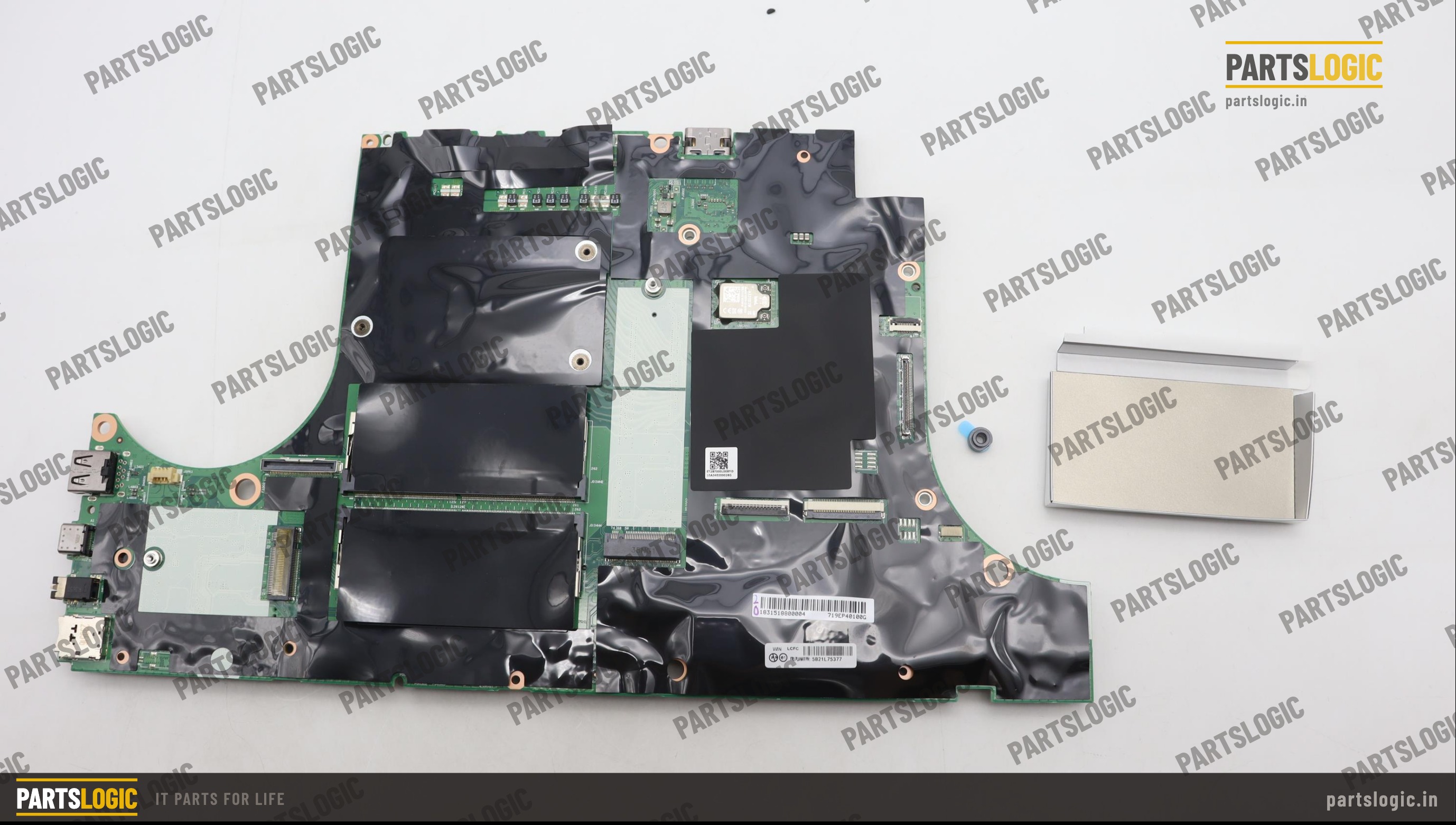 Lenovo P16 Gen 2 i9-13950HX NM-???? 5B21L75377