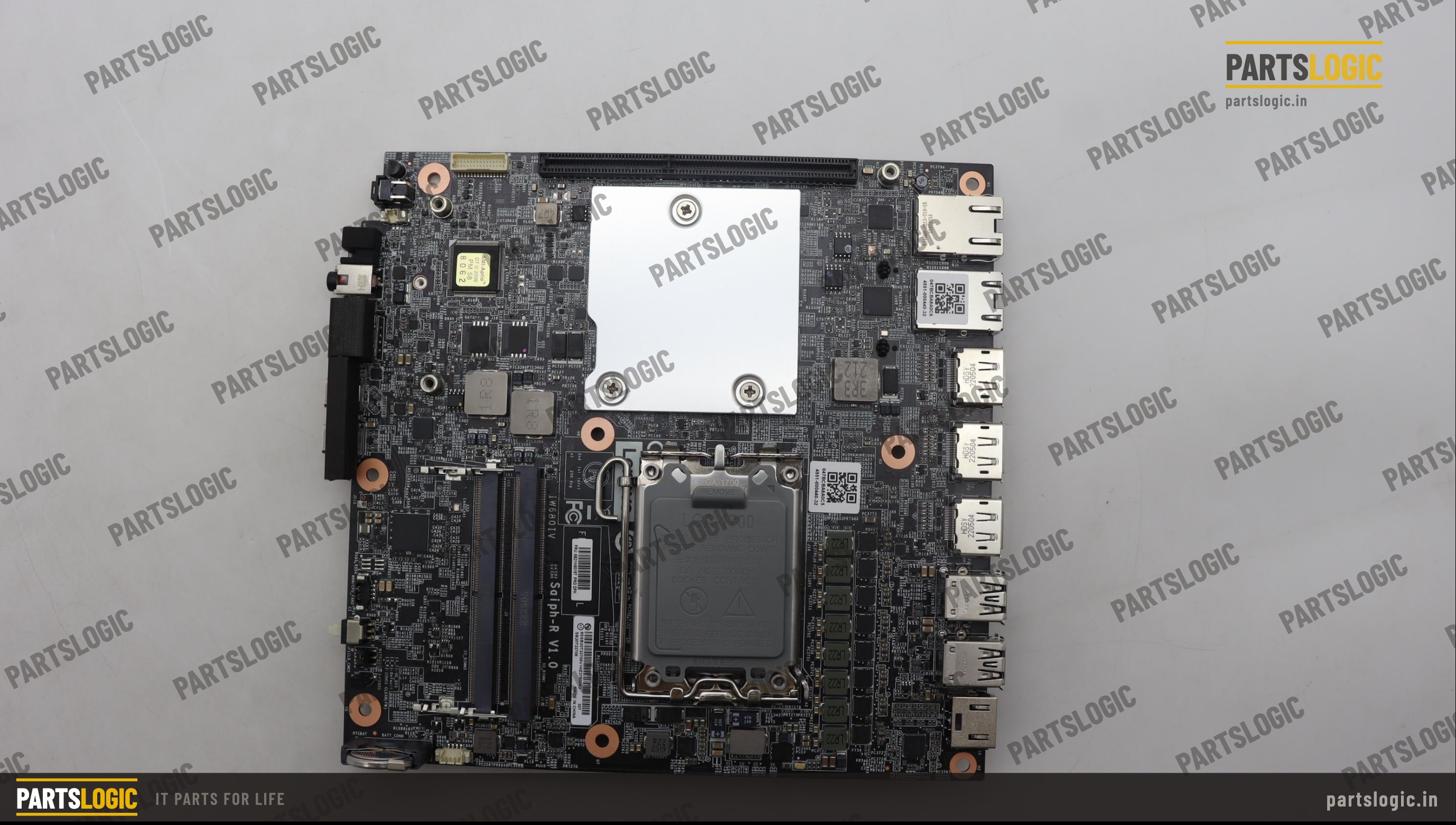 Lenovo P3 Ultra Workstation IW680IV UMA 5B21K60187