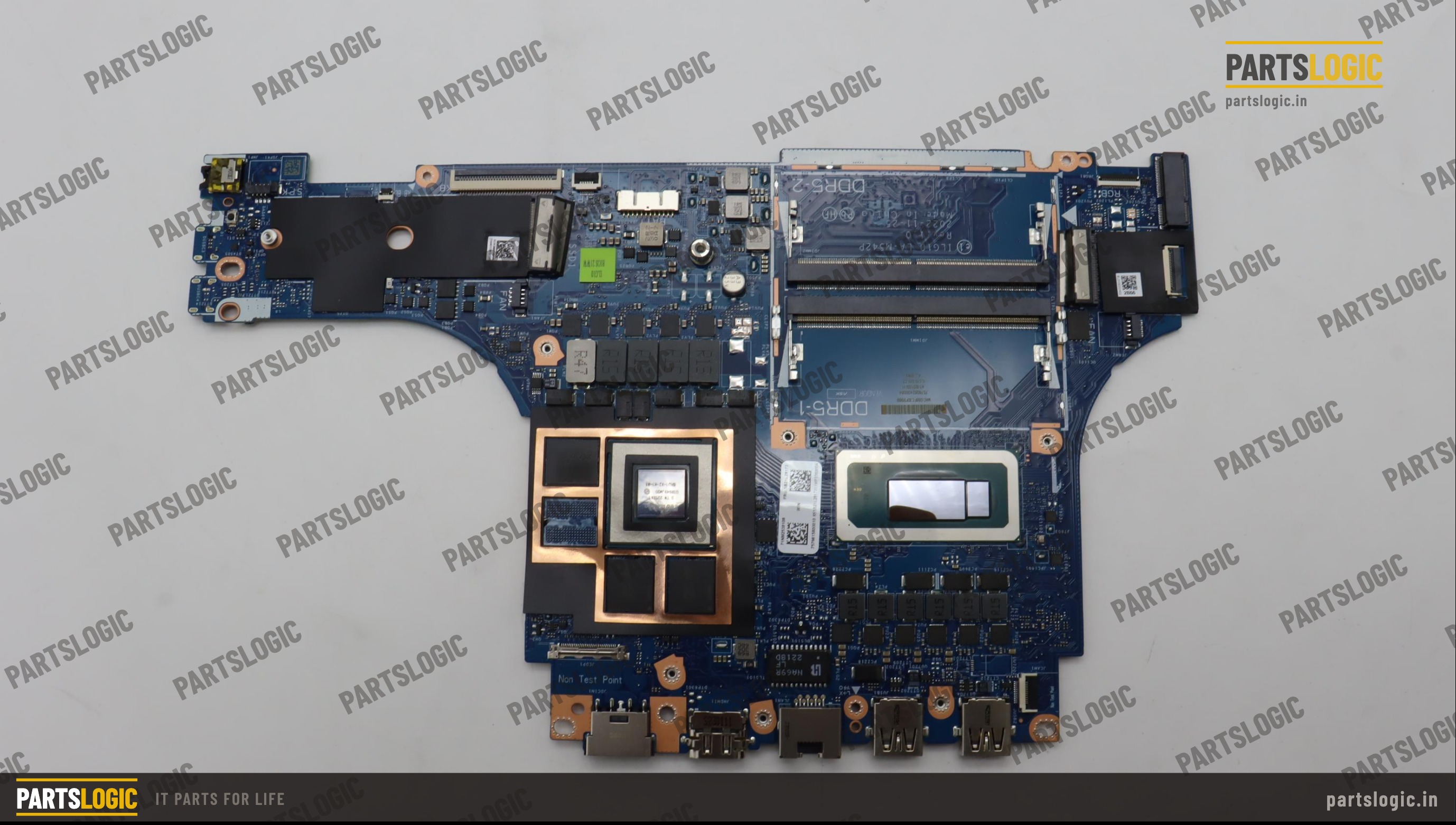 LENOVO LOQ 15IRH8 LA-M542P i7-13620H DIS RTX4050 6GB